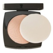 Chanel "Les Beiges Poudre 04"