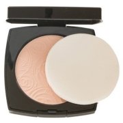 Chanel "Les Beiges Poudre 06"