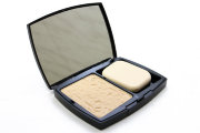 Пудра Chanel Vitalumiere Eclat spf10 15g