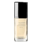 Chanel "Vitalumiere Limpide"