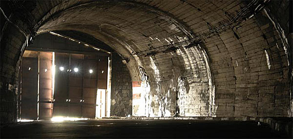 Один из многочисленных тоннелей на трассе на Фегереш