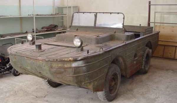 ГАЗ-011 или МАВ – малый автомобиль водоплавающий