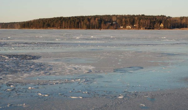 Обычный лед на Онеге (фото: jeffinmoscow).