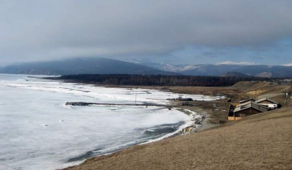 Вид на Байкал. Поселок Байкальское. 2010 год.